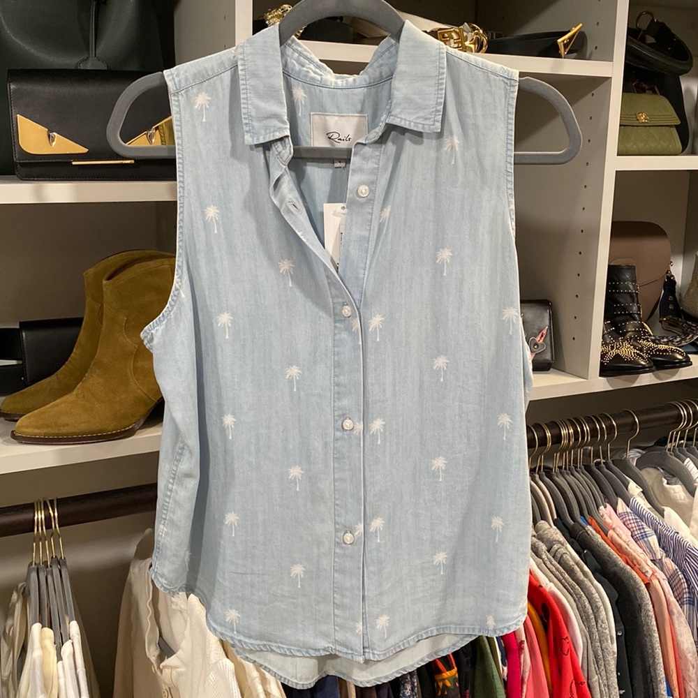 Rails Sleeveless Buttondown Tank w collar and Palm Trees Small